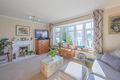 2 bedroom semi-detached house for sale, Albermarle Road, Kingswinford, DY6 8TA