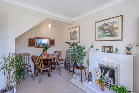 2 bedroom semi-detached house for sale, Albermarle Road, Kingswinford, DY6 8TA
