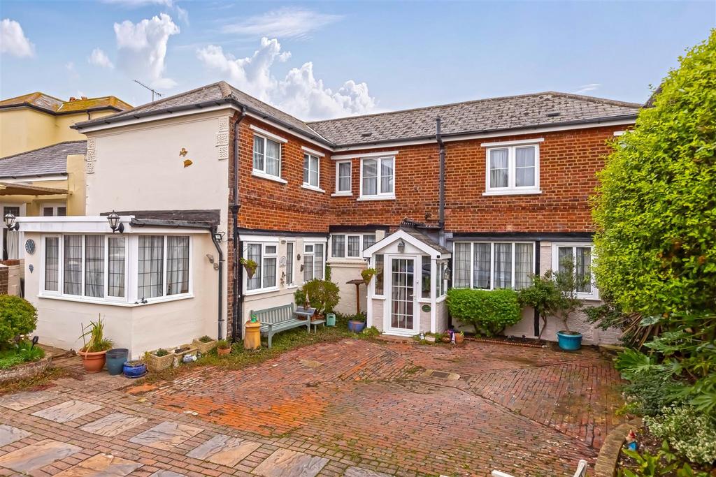 Seacroft Cottage 24.jpg