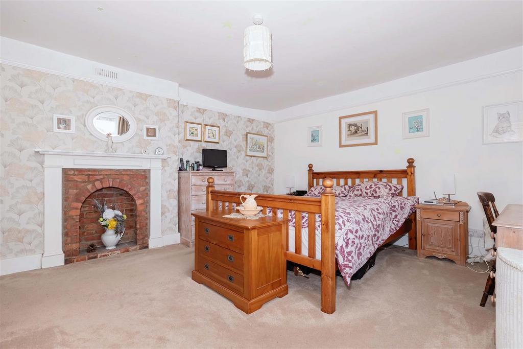 Seacroft Cottage 1.jpg