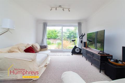 2 bedroom detached bungalow for sale, St. Just Close, Ferndown