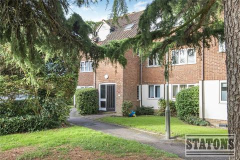 2 bedroom apartment for sale, Galdana Avenue, Barnet, EN5