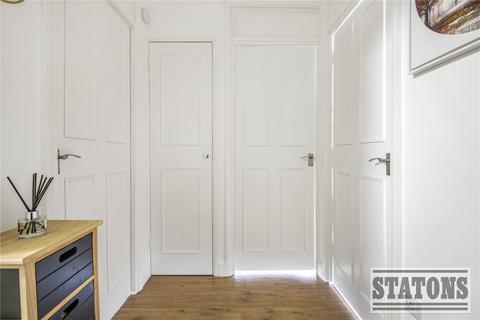 2 bedroom apartment for sale, Galdana Avenue, Barnet, EN5