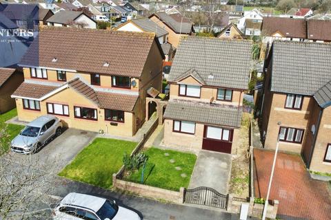3 bedroom detached house for sale, Pont Newydd, Pencoed, Bridgend