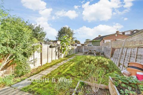undefined, Wrythe Lane, Carshalton SM5