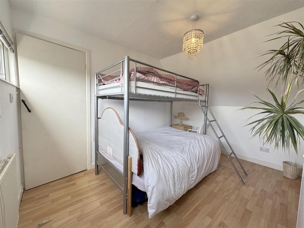 Bedroom (1st Floor)