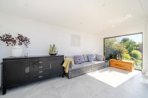 undefined, Walton Lane, Weybridge, KT13