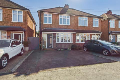 3 bedroom semi-detached house for sale, Cottimore Avenue, Walton-On-Thames