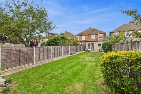 3 bedroom semi-detached house for sale, Cottimore Avenue, Walton-On-Thames
