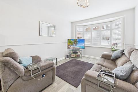 3 bedroom semi-detached house for sale, Cottimore Avenue, Walton-On-Thames