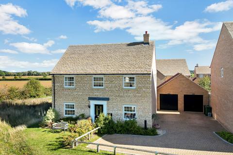 5 bedroom detached house for sale, Sissons Close, Barnack