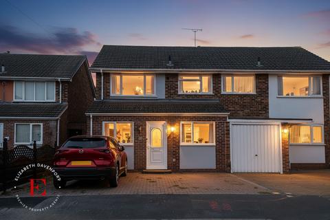Lodge Road, Stratford-Upon-Avon, CV37