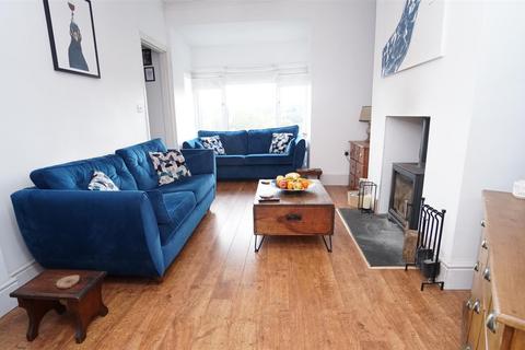 12 Mexborough Road, Bradford, BD2 1BL