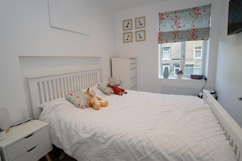 12 Mexborough Road, Bradford, BD2 1BL
