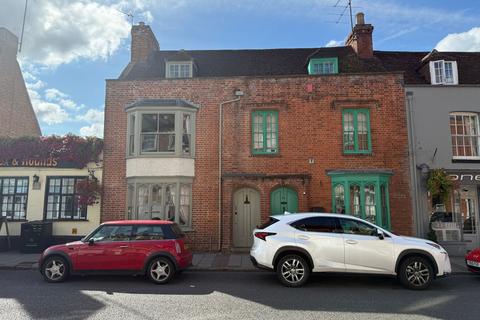 2 bedroom terraced house to rent, High Street, Milton Keynes MK11