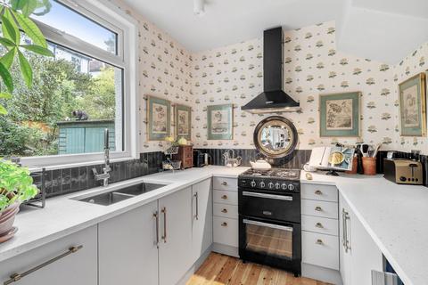 64 Ermine Road, London, SE13 7JR