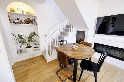 2 bedroom cottage for sale, 28 Roseville Street, Jersey JE2