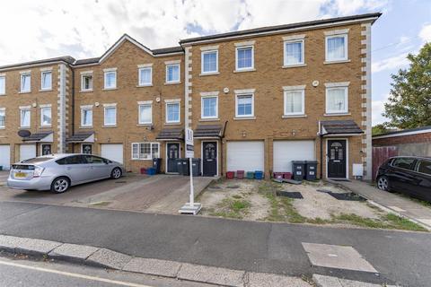 undefined, Corban Road, Hounslow TW3