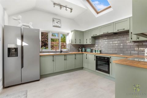 undefined, Laurels Road, Evesham WR11