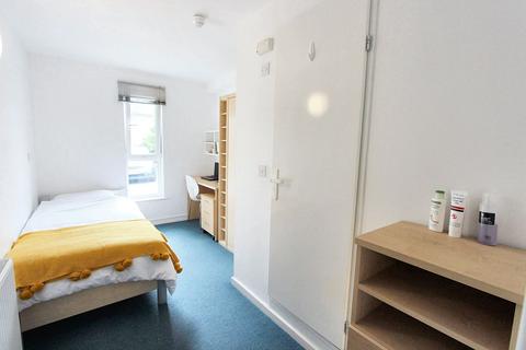 undefined, Bower Terrace, Maidstone ME16