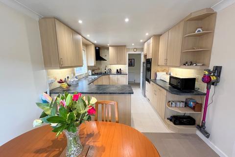 undefined, Glenavon, New Milton, Hampshire. BH25 6TU