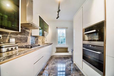 3 bedroom house for sale, Squires Mount, Hampstead, London, NW3