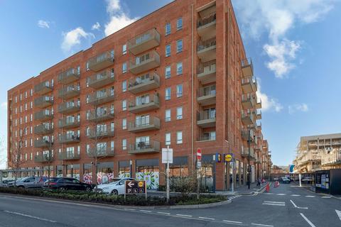 1 bedroom flat for sale, South Oxhey Central, Watford WD19