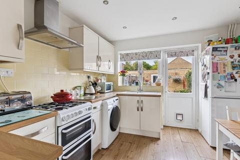 2 bedroom terraced house for sale, Alder Close, St Neots PE19