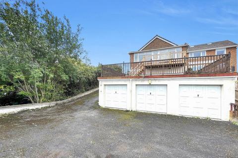 3 bedroom semi-detached bungalow for sale, Devizes Road, Salisbury SP2