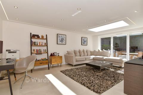 undefined, Fordwich Drive, Rochester, Kent