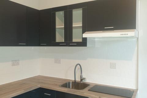 Studio to rent, Moorland Road, Bournemouth BH1