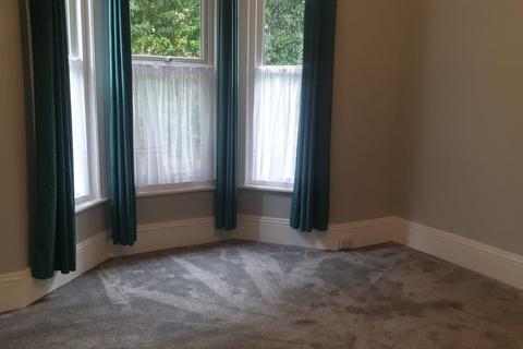 Studio to rent, Moorland Road, Bournemouth BH1