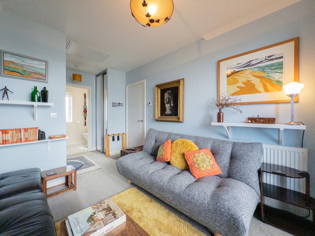 20250922125704 - 2025-09-22 12-57-04 - 5 Marine Pa