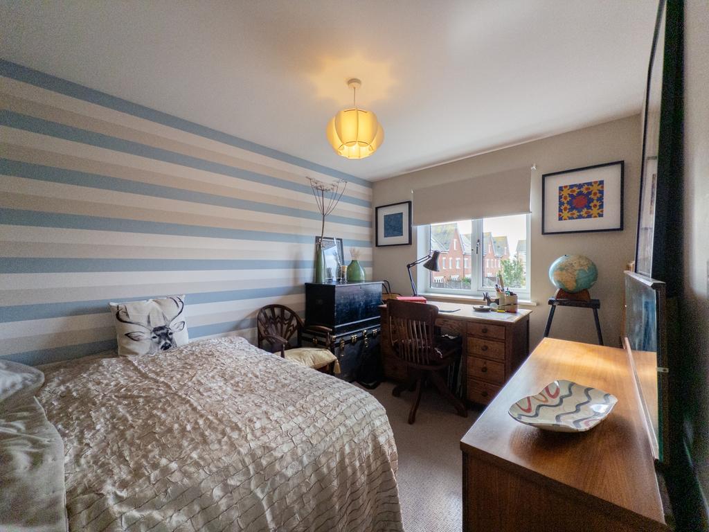 20250922125216 - 2025-09-22 12-52-16 - 5 Marine Pa