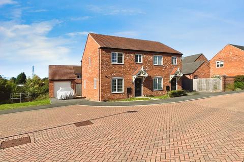 3 bedroom semi-detached house for sale, Willow Road, Leicester LE3