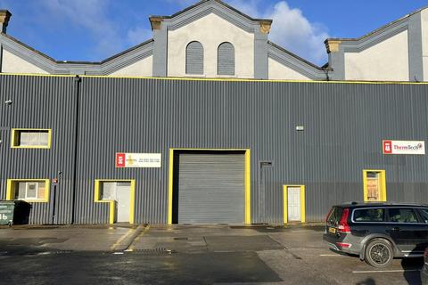 Warehouse to rent, Kayley Ashton-Under-Lyne OL7