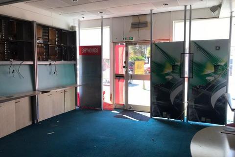 Retail property (high street) to rent, 16 Roseberry Ave Benfleet SS7 4HH