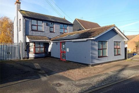 Post office to rent, Burnham Rd Althorne CM3 6BU