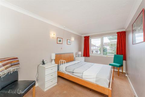 undefined, 96-98, Village Road, Enfield