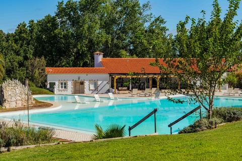 6 bedroom house, Estr. Machadas