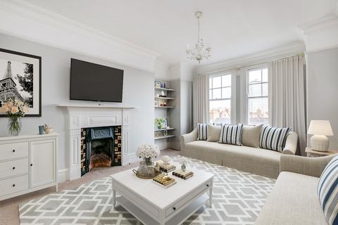 2 bedroom flat for sale, Cambridge Mansions, Cambridge Road, London