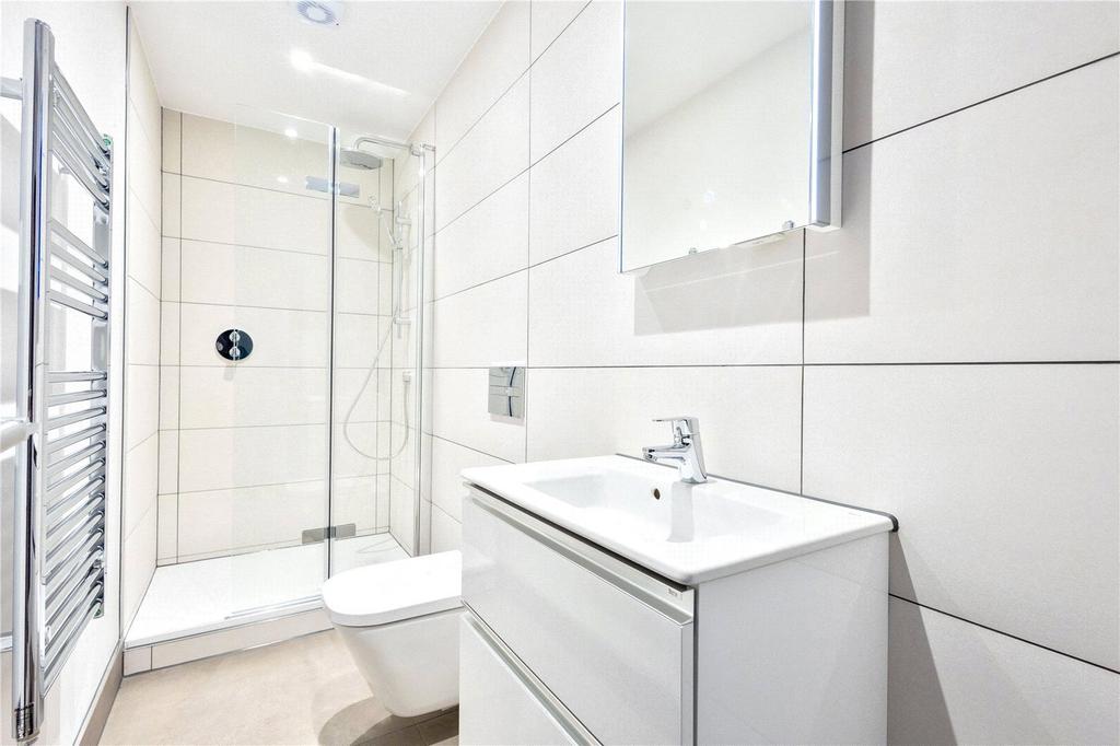 Show Room En Suite
