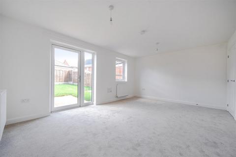 undefined, Finchampstead RG40
