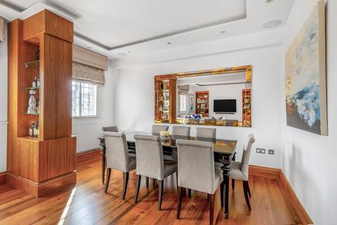 undefined, Baker Street, Marylebone, London, NW1