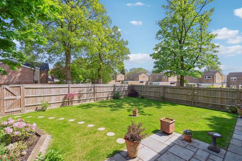 3 bedroom detached house for sale, Dupre Crescent, Wilton Park, HP9