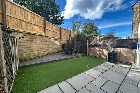 4 bedroom townhouse for sale, Calico Crescent, Stalybridge SK15