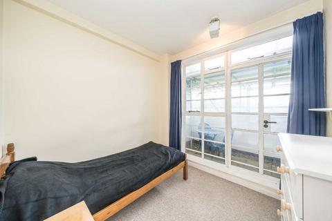 undefined, Sheen Road, Richmond TW9