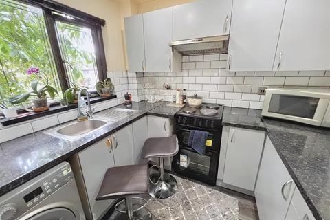 undefined, Maldon Close, Stratford