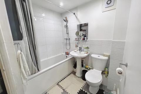 undefined, Maldon Close, Stratford