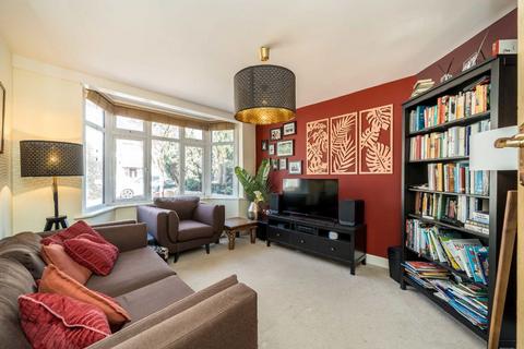 undefined, Mayfield Gardens, London W7
